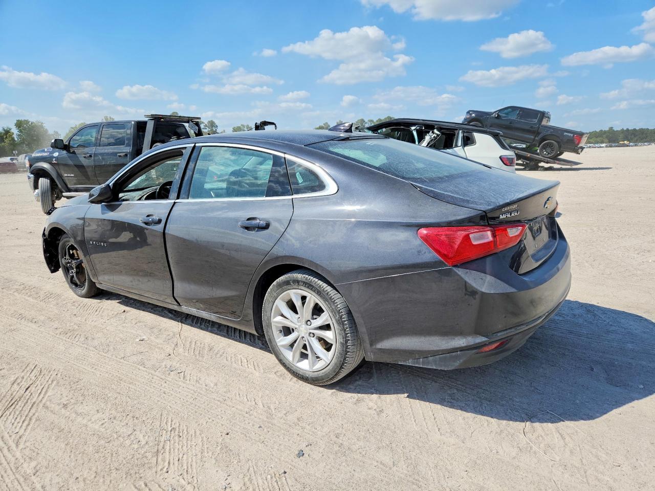 2023 Chevrolet Malibu Lt - Фото 3
