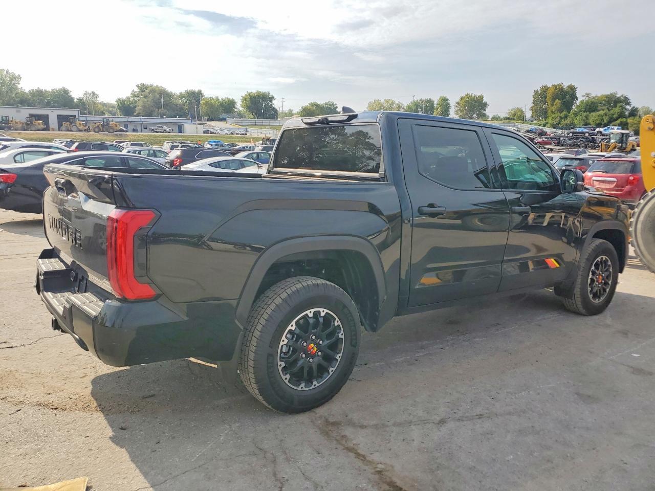 2025 Toyota Tundra Sr5 - Фото 3