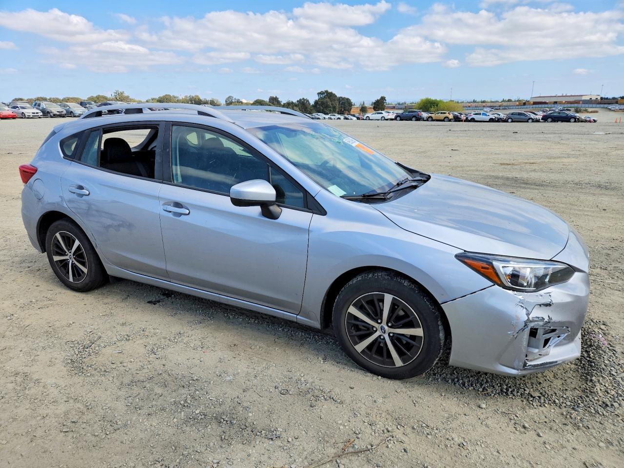 2019 Subaru Impreza Premium - Image 4