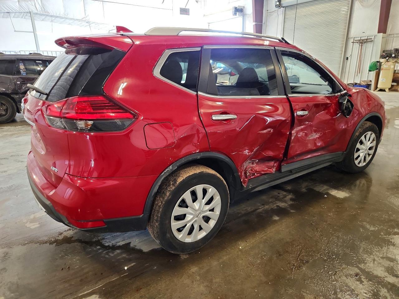 2017 Nissan Rogue S - Image 3