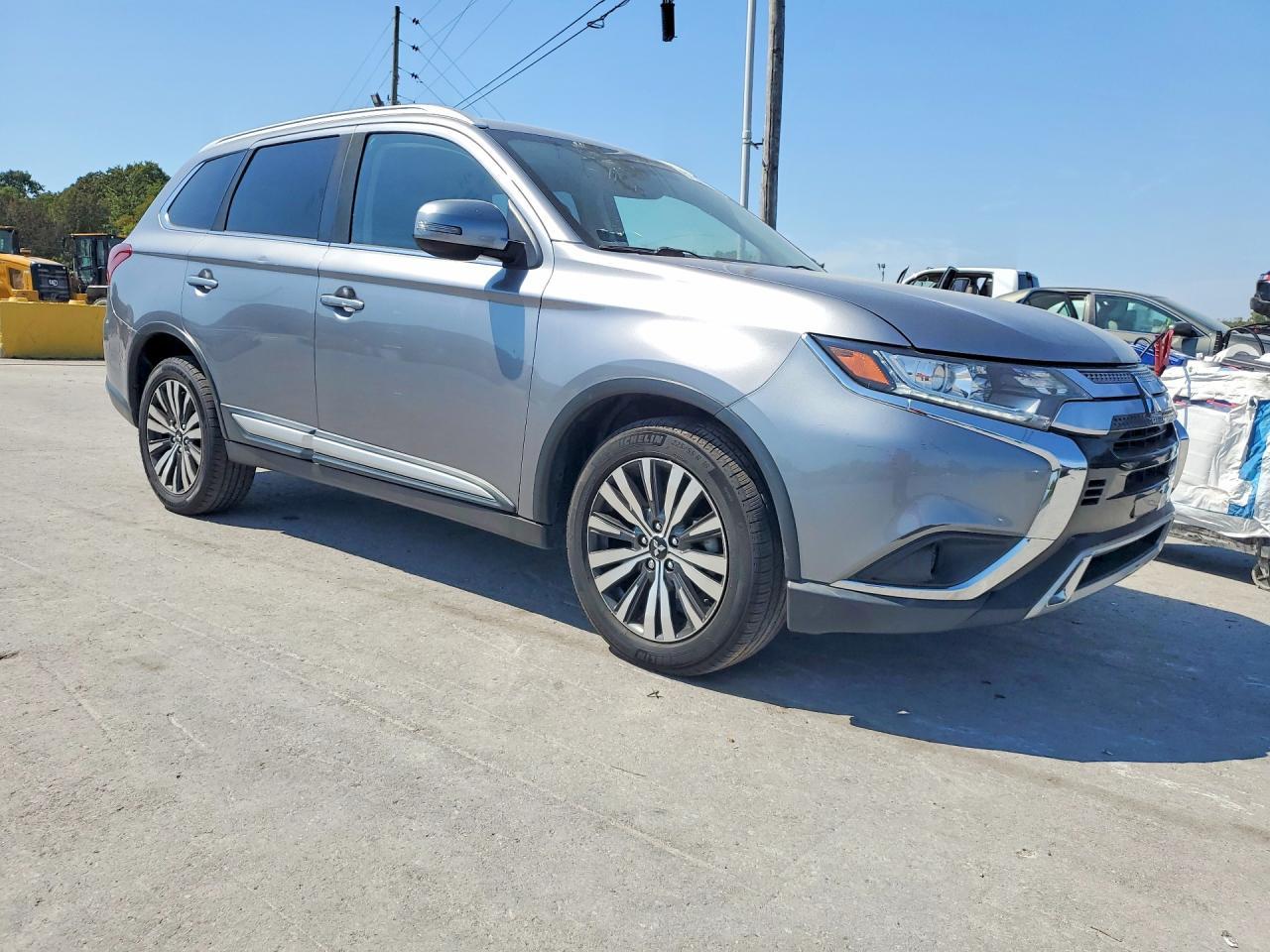 2019 Mitsubishi Outlander Se - Фото 4