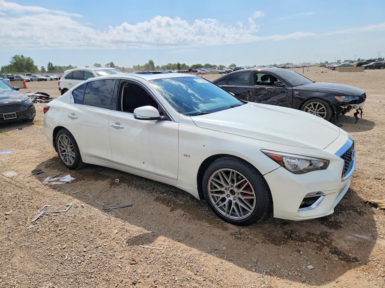 2018 Infiniti Q50 2.0T Luxe - Фото 4