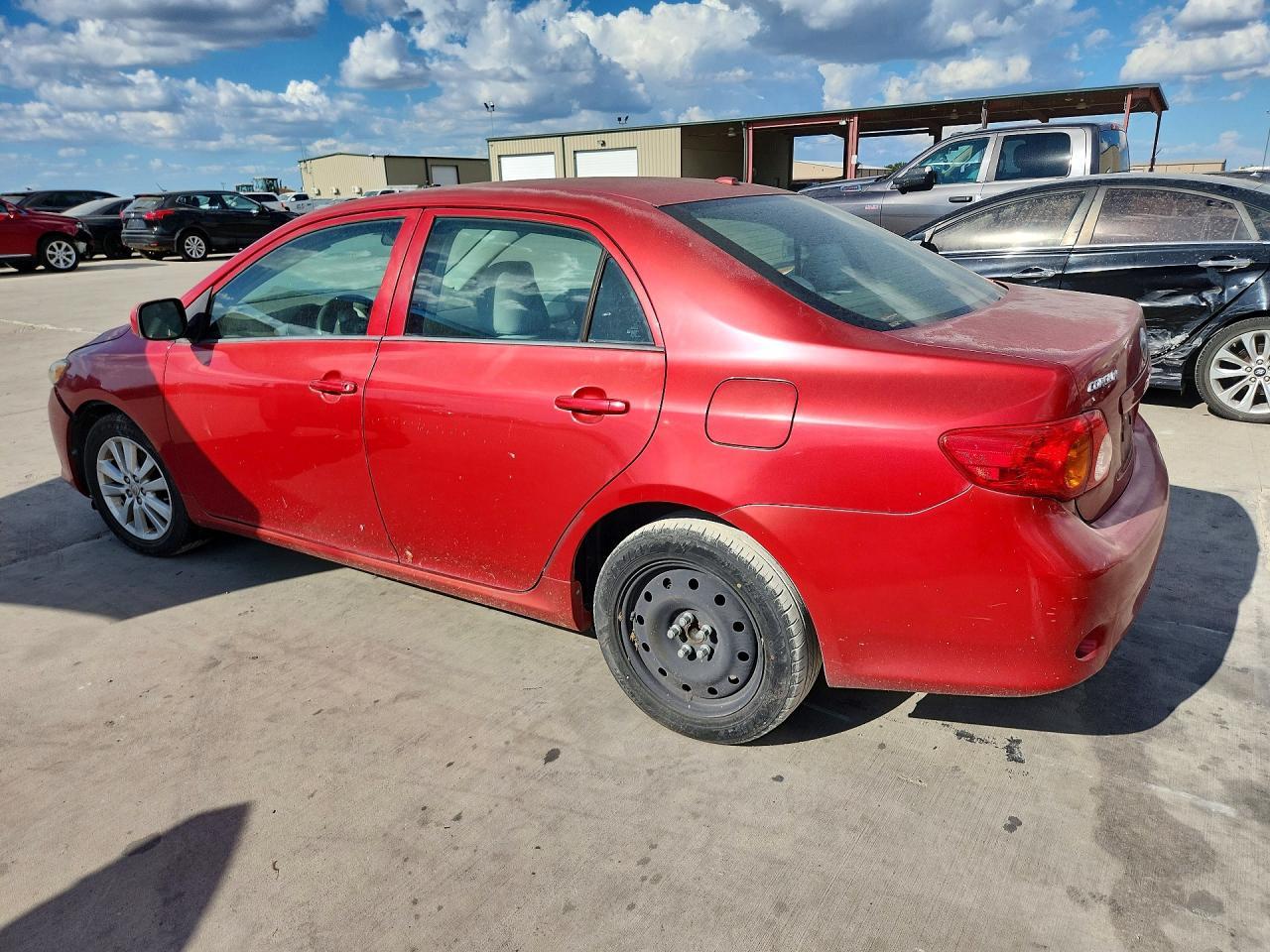 2010 Toyota Corolla Le - Фото 2