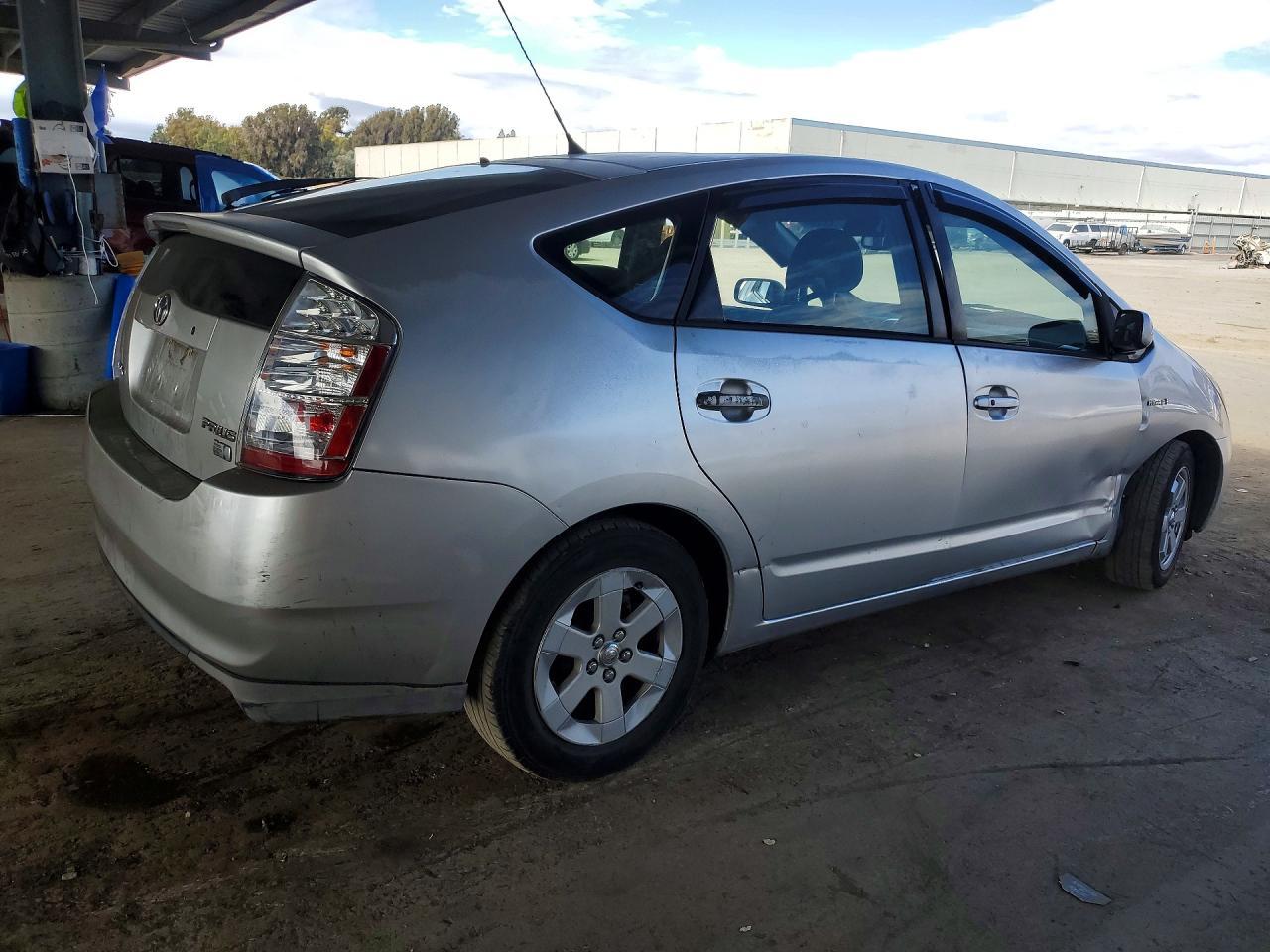 2008 Toyota Prius Base - Image 3