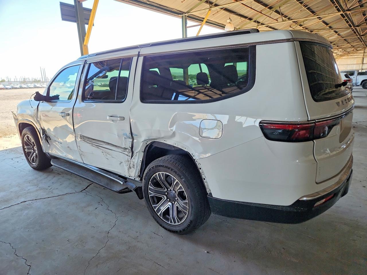 2024 Jeep Wagoneer L Series Ii - Фото 2