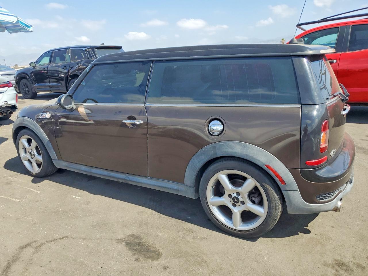 2008 Mini Cooper S Clubman - Image 2