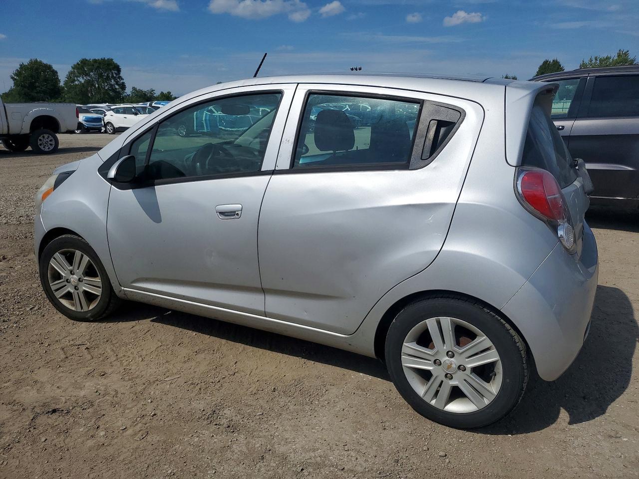 2014 Chevrolet Spark Ls - Фото 2
