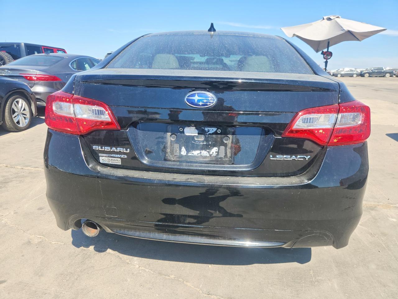 2016 Subaru Legacy 2.5I Limited - Фото 6