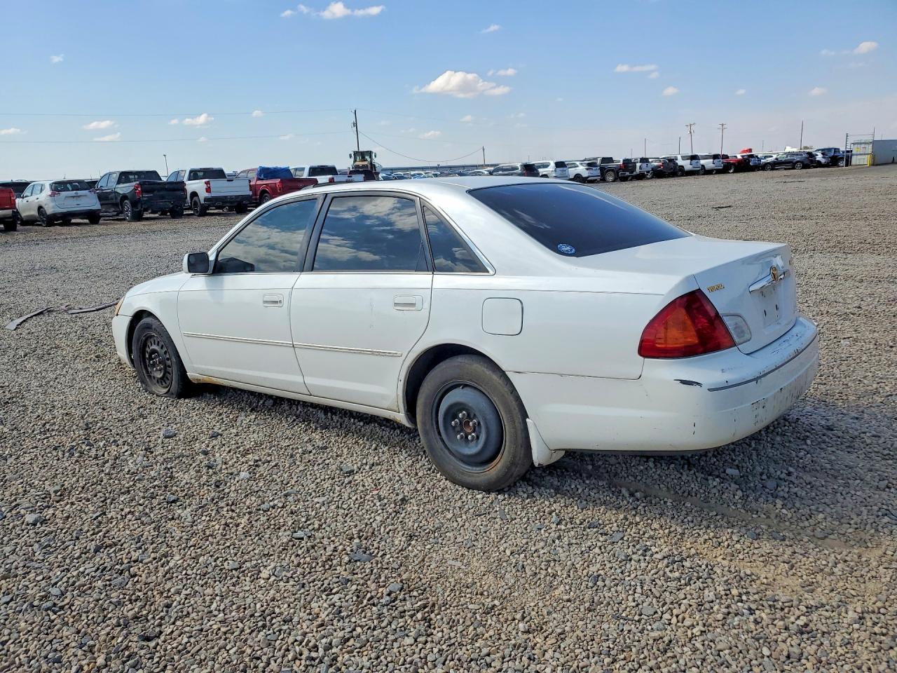 2001 Toyota Avalon Xls - Фото 2
