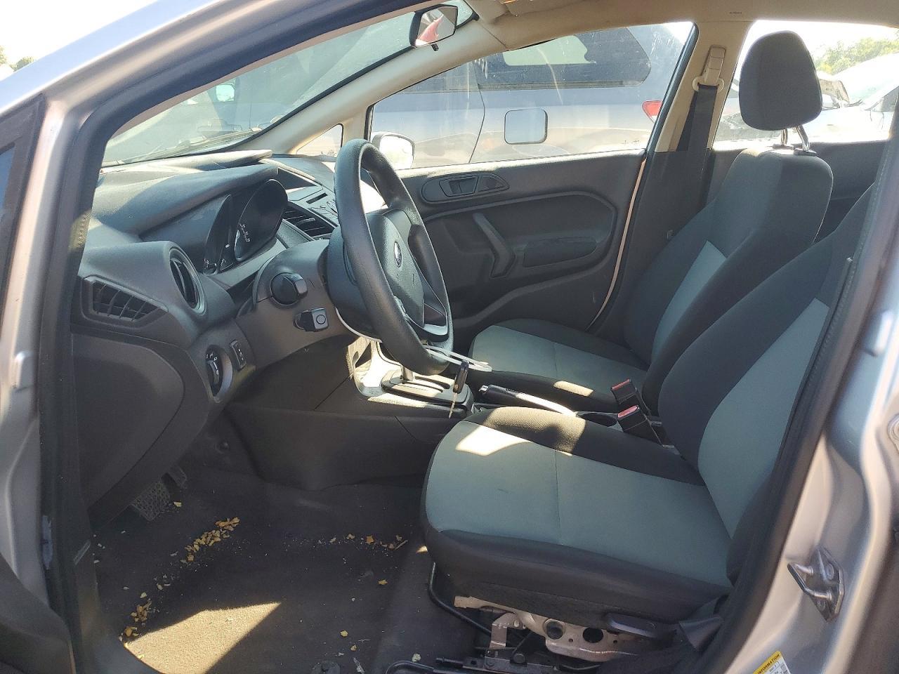 2019 Ford Fiesta S - Фото 7