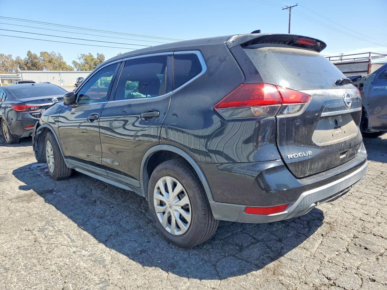 2019 Nissan Rogue S - Фото 2