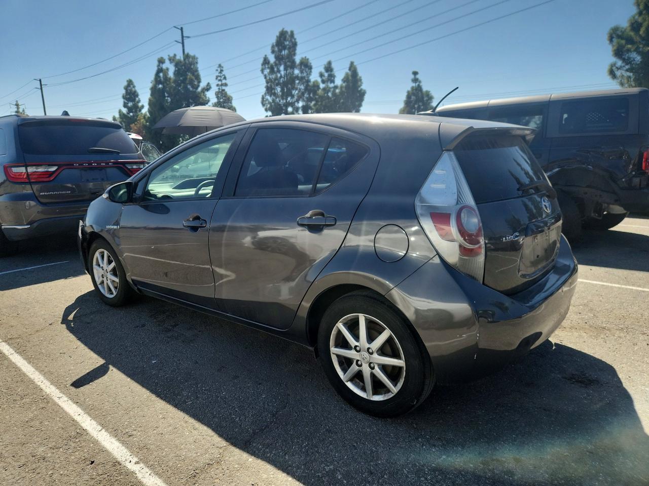 2012 Toyota Prius C Three - Фото 2