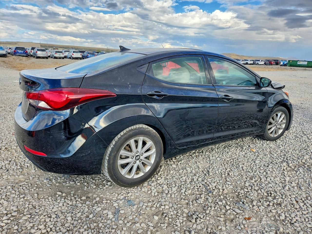 2014 Hyundai Elantra Se - Фото 3
