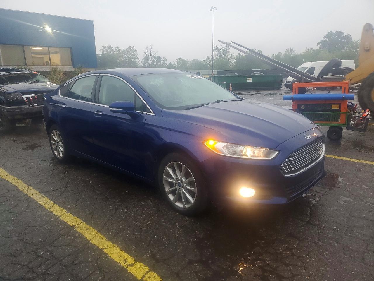 2015 Ford Fusion Titanium - Image 4