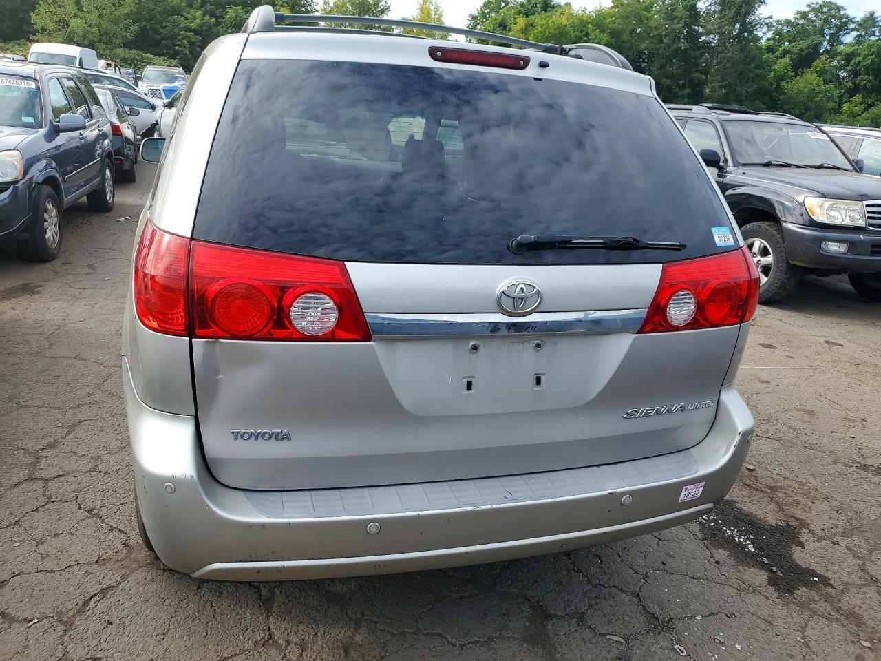 2006 Toyota Sienna Xle 7 Passenger - Фото 6