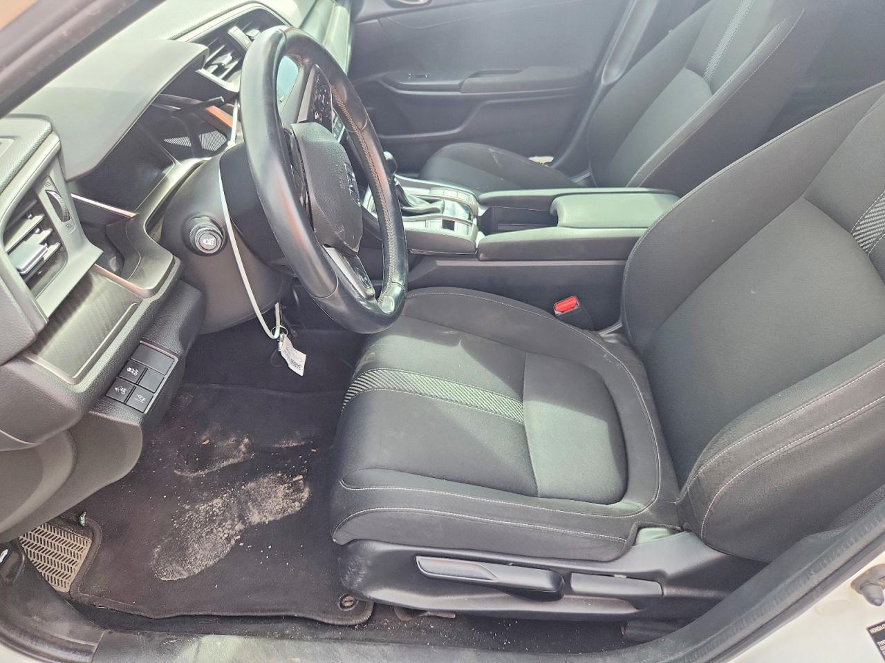2019 Honda Civic Sport - Image 7