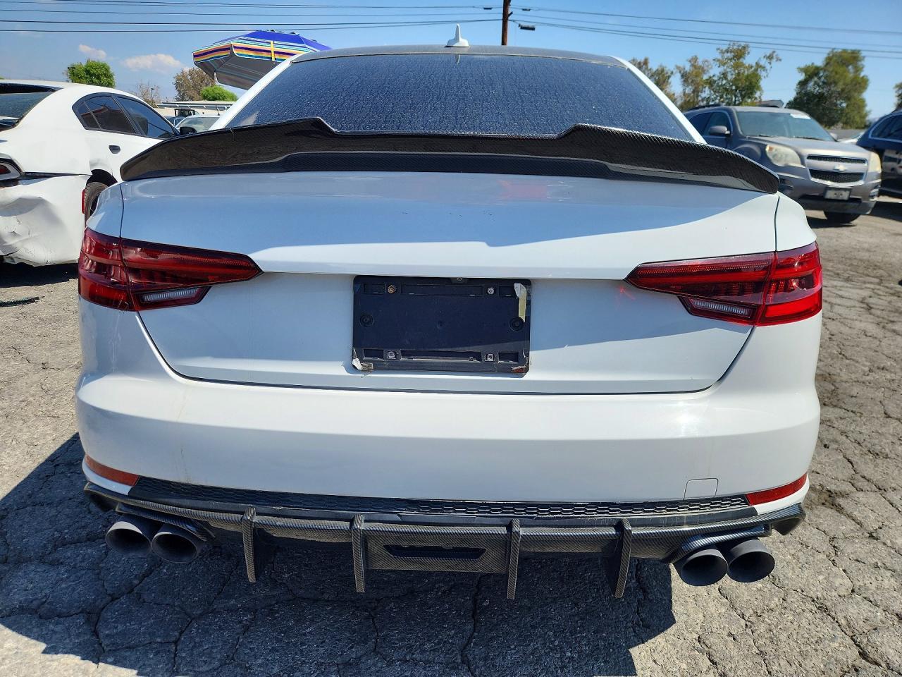2018 Audi A4 Premium - Фото 6