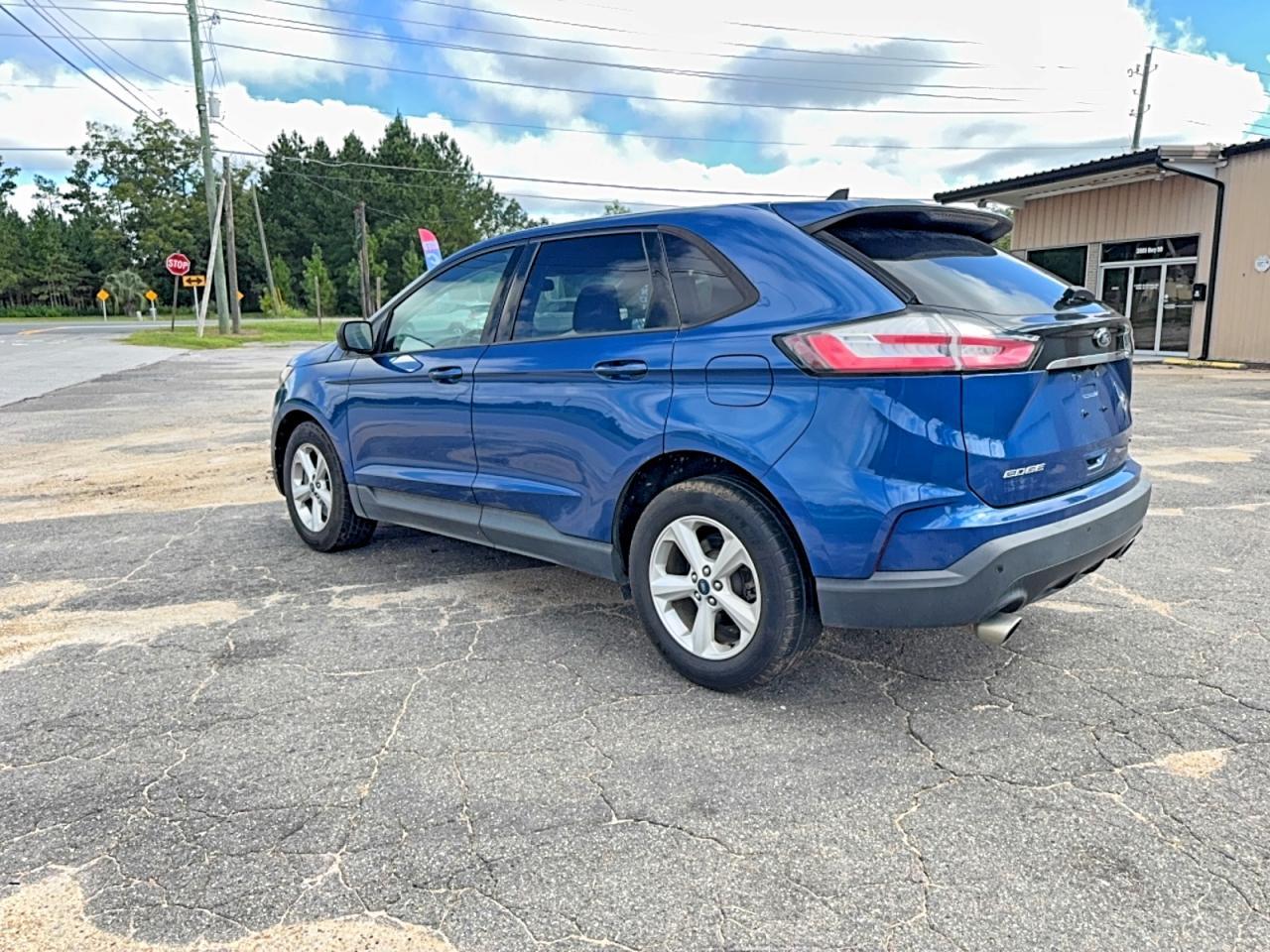 2020 Ford Edge Se - Фото 3