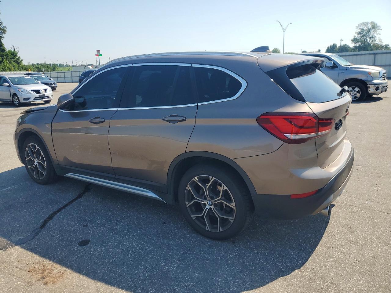 2020 BMW X1 xDrive28I - Image 2
