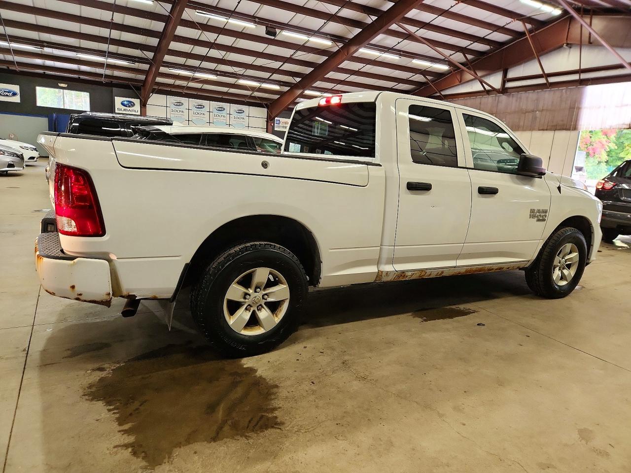 2019 Ram 1500 Classic Tradesman - Image 3