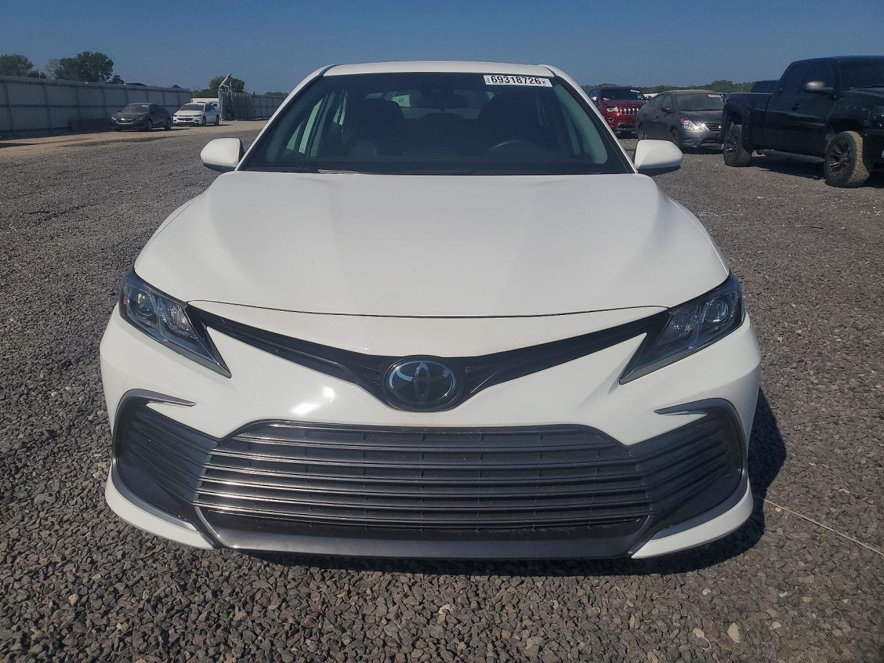 2023 Toyota Camry Le - Фото 5