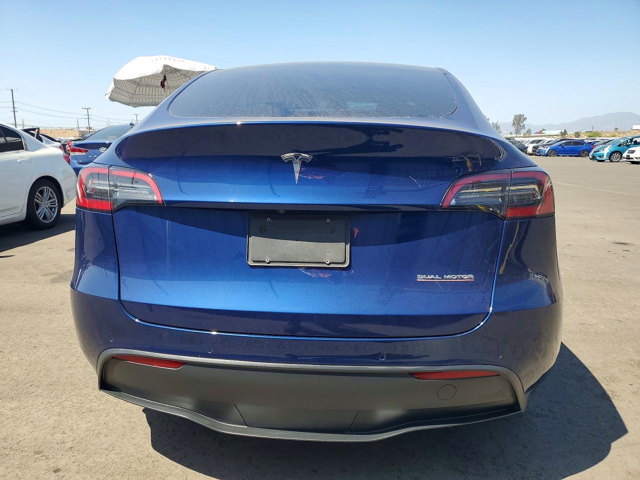2022 Tesla Model Y - Фото 6
