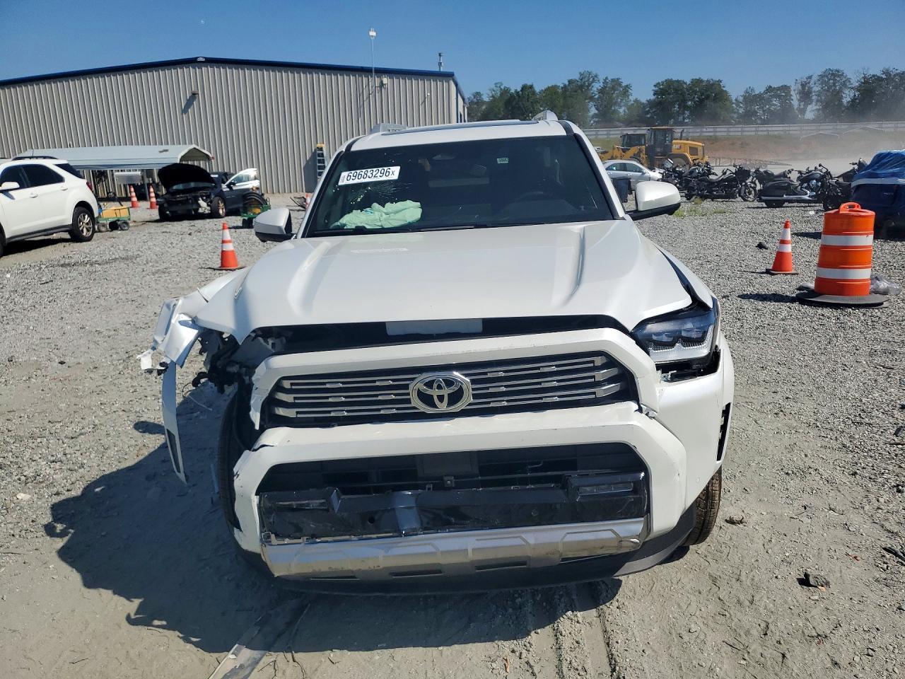 2025 Toyota 4Runner Limited - Image 5