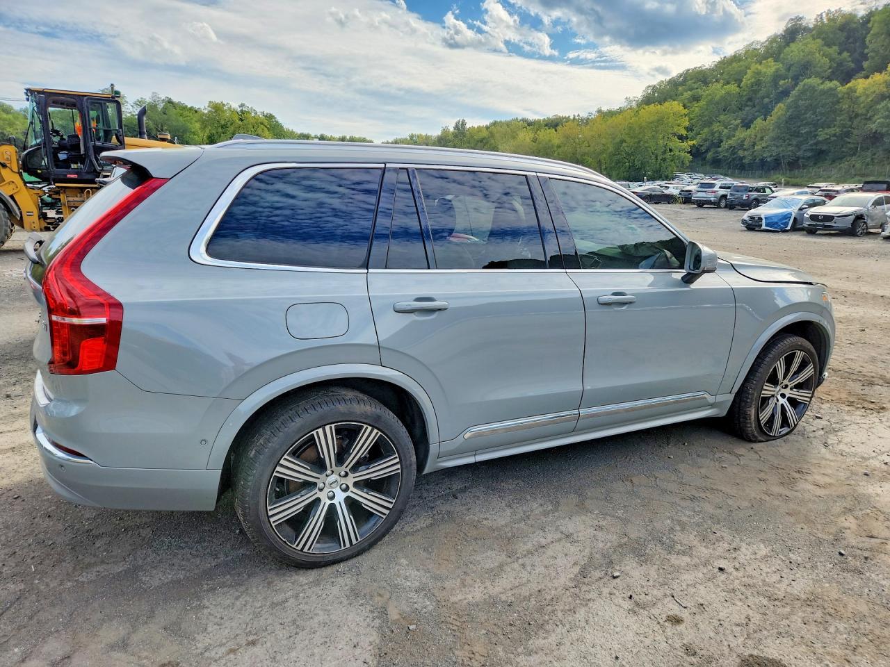 2025 Volvo Xc90 Plus - Image 3
