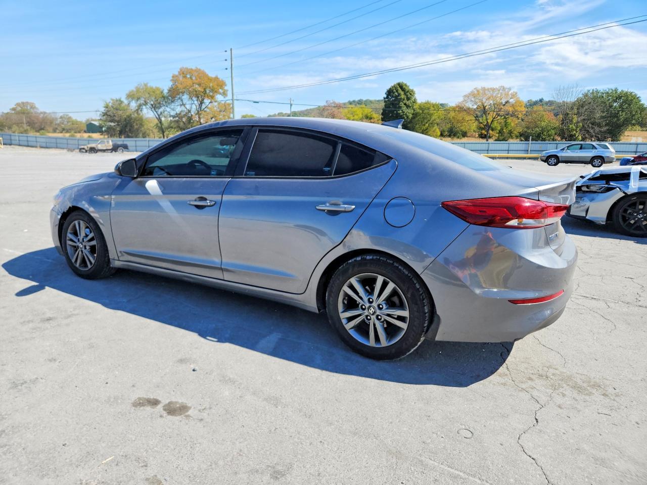 2018 Hyundai Elantra Sel - Фото 2