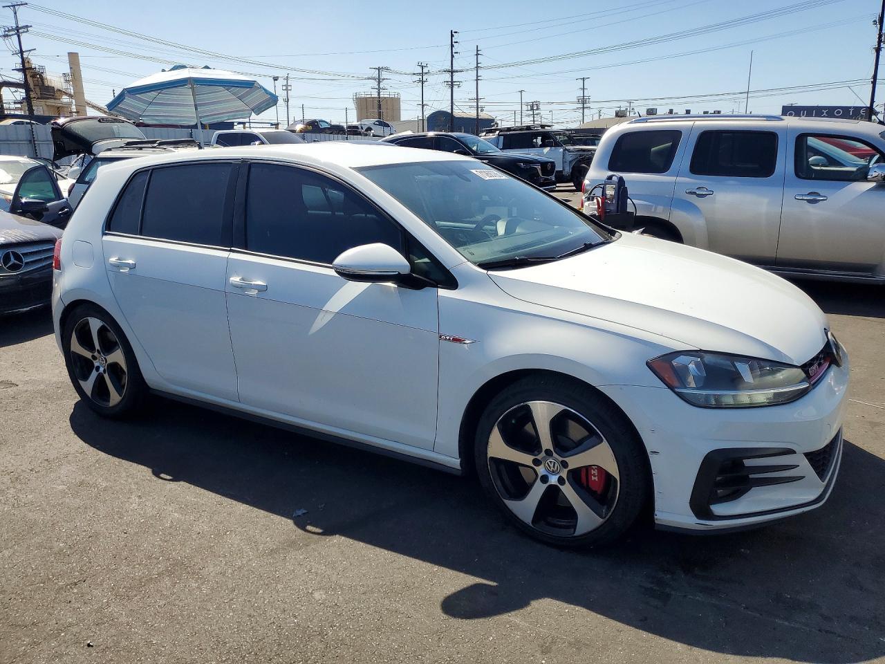 2019 Volkswagen Gti S - Image 4