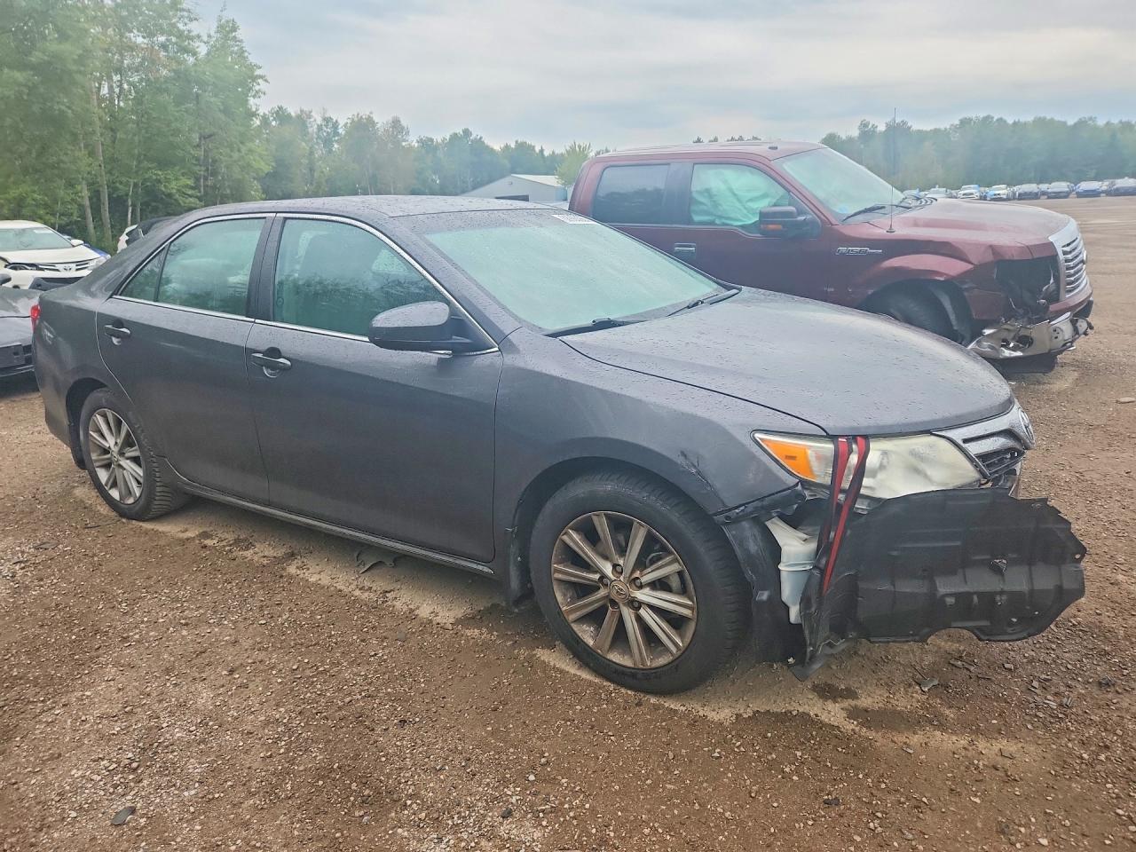2012 Toyota Camry L - Фото 4