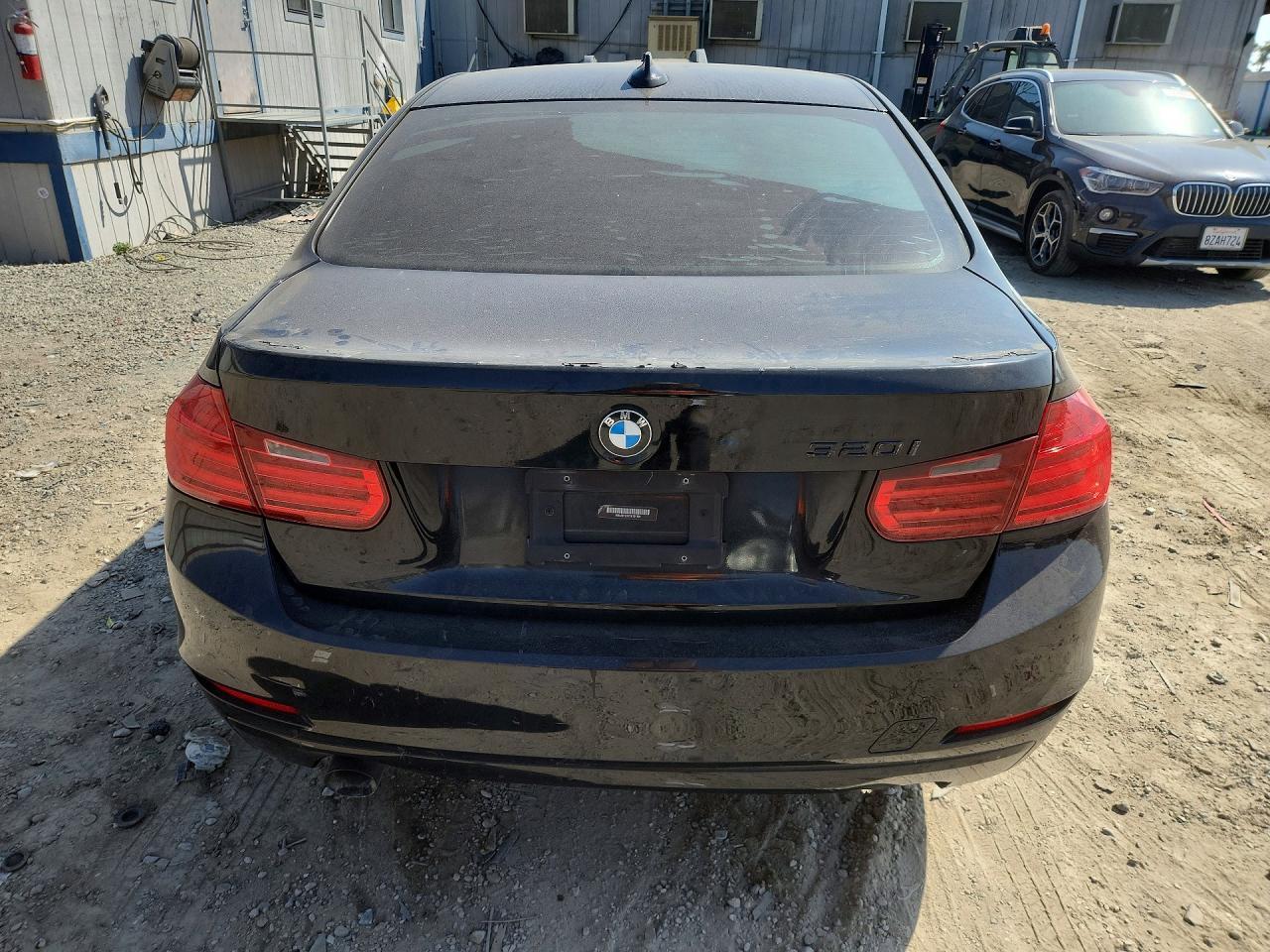 2014 BMW 320 I - Фото 6