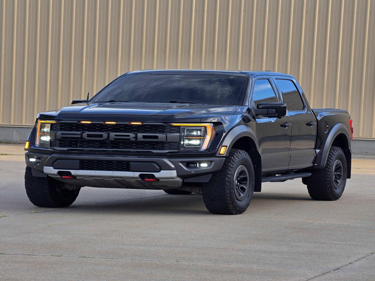 2022 Ford F150 Raptor - Image 2
