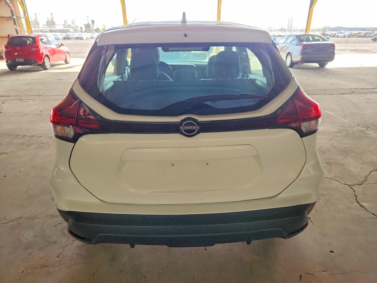 2023 Nissan Kicks S - Image 6