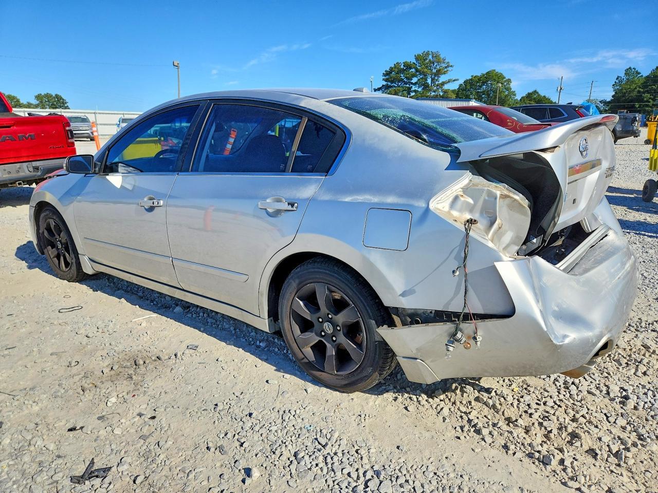 2008 Nissan Altima 3.5 Se - Фото 2