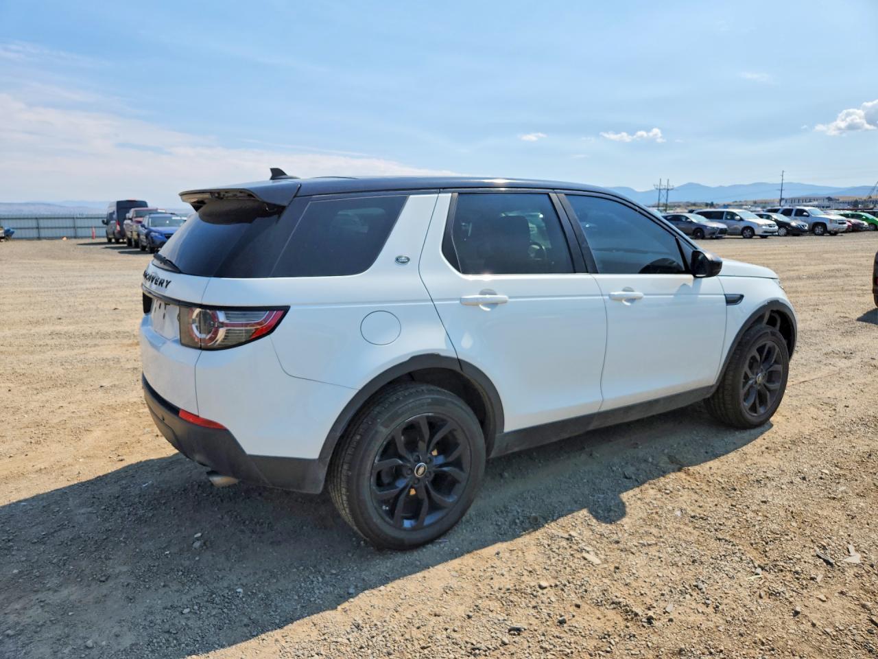 2016 Land Rover Discovery Sport Hse - Image 3