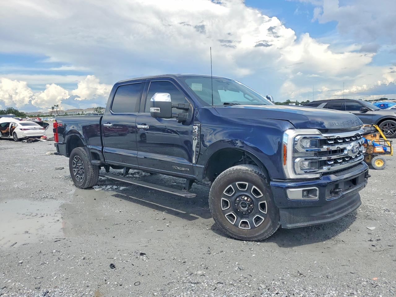 2024 Ford F250 Super Duty - Фото 4