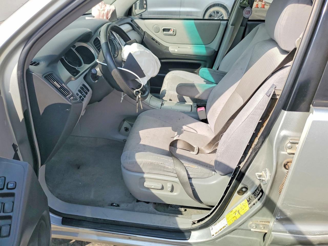 2004 Toyota Highlander Base - Фото 7