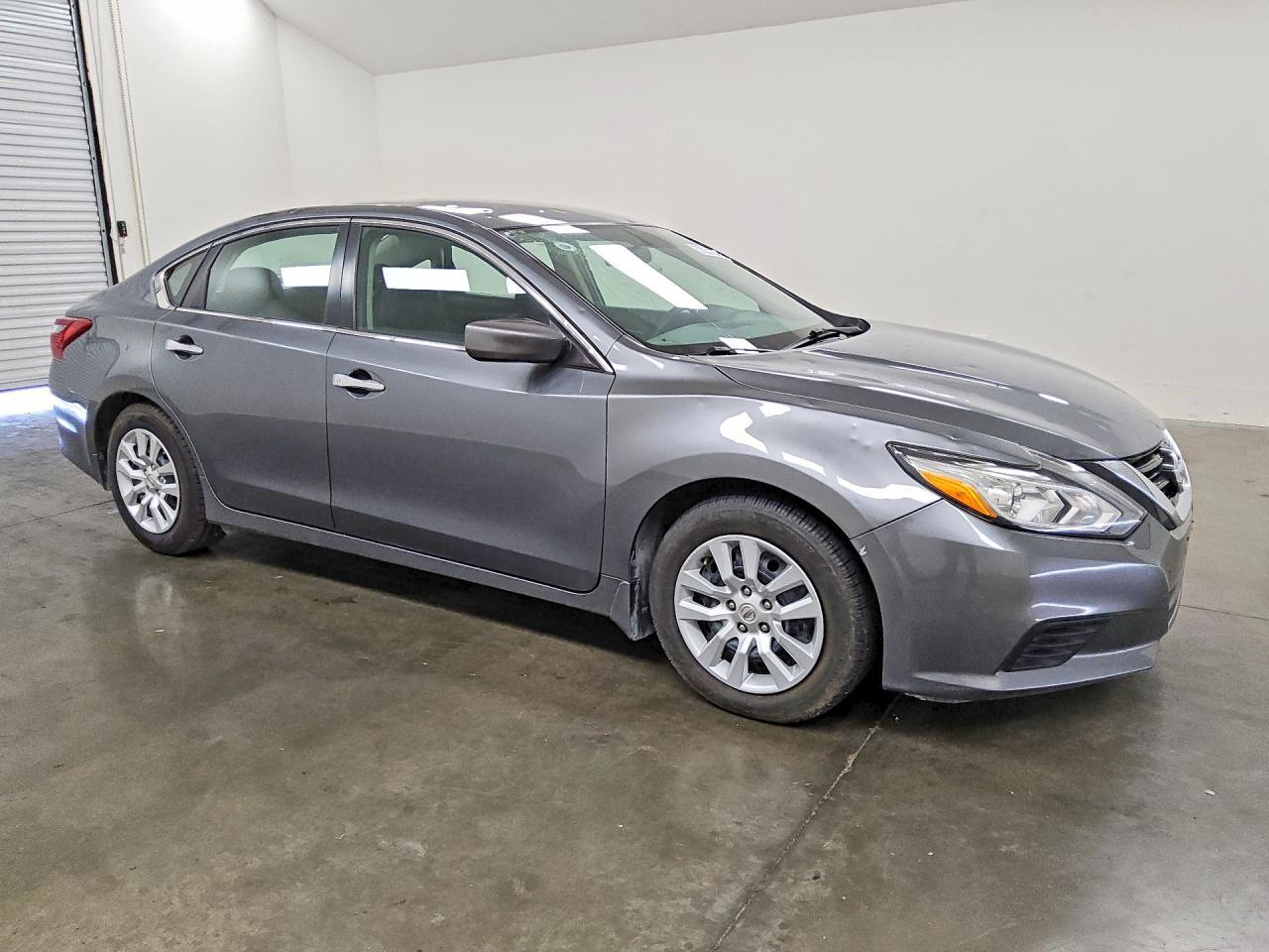 2018 Nissan Altima 2.5 S - Image 4