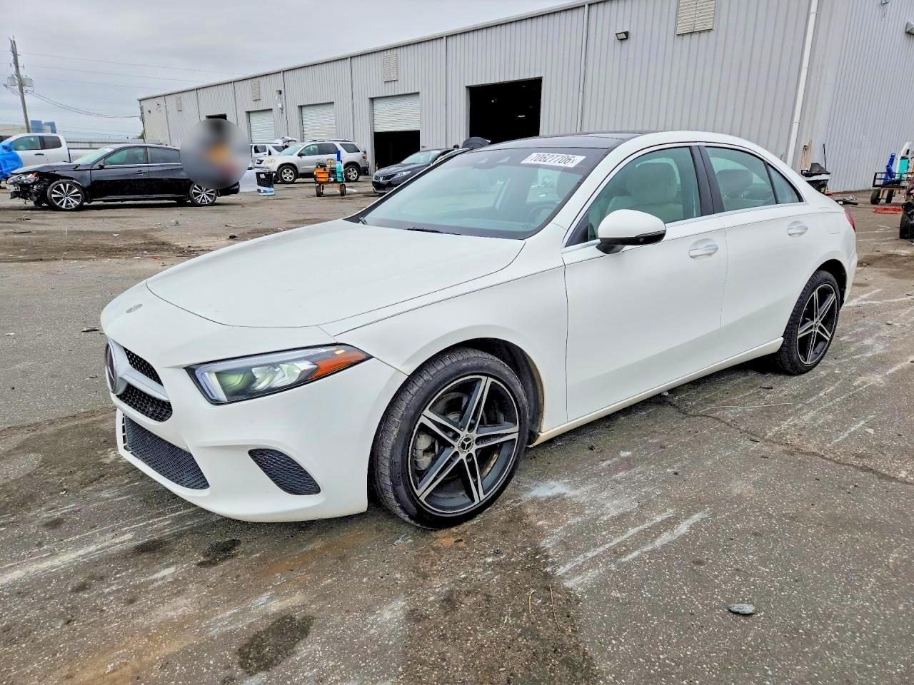 2019 Mercedes-Benz A 220
