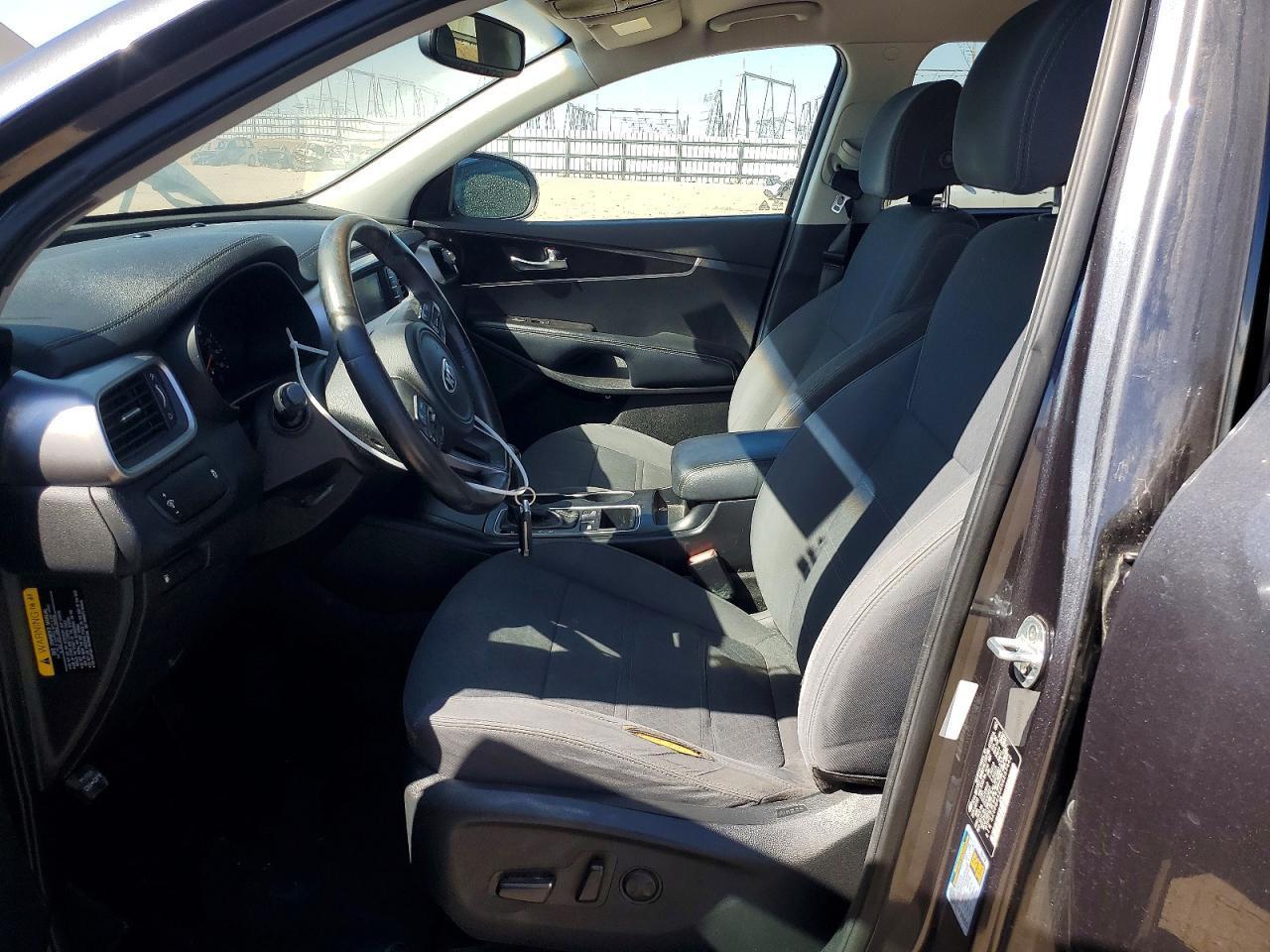 2017 Kia Sorento Lx - Image 7