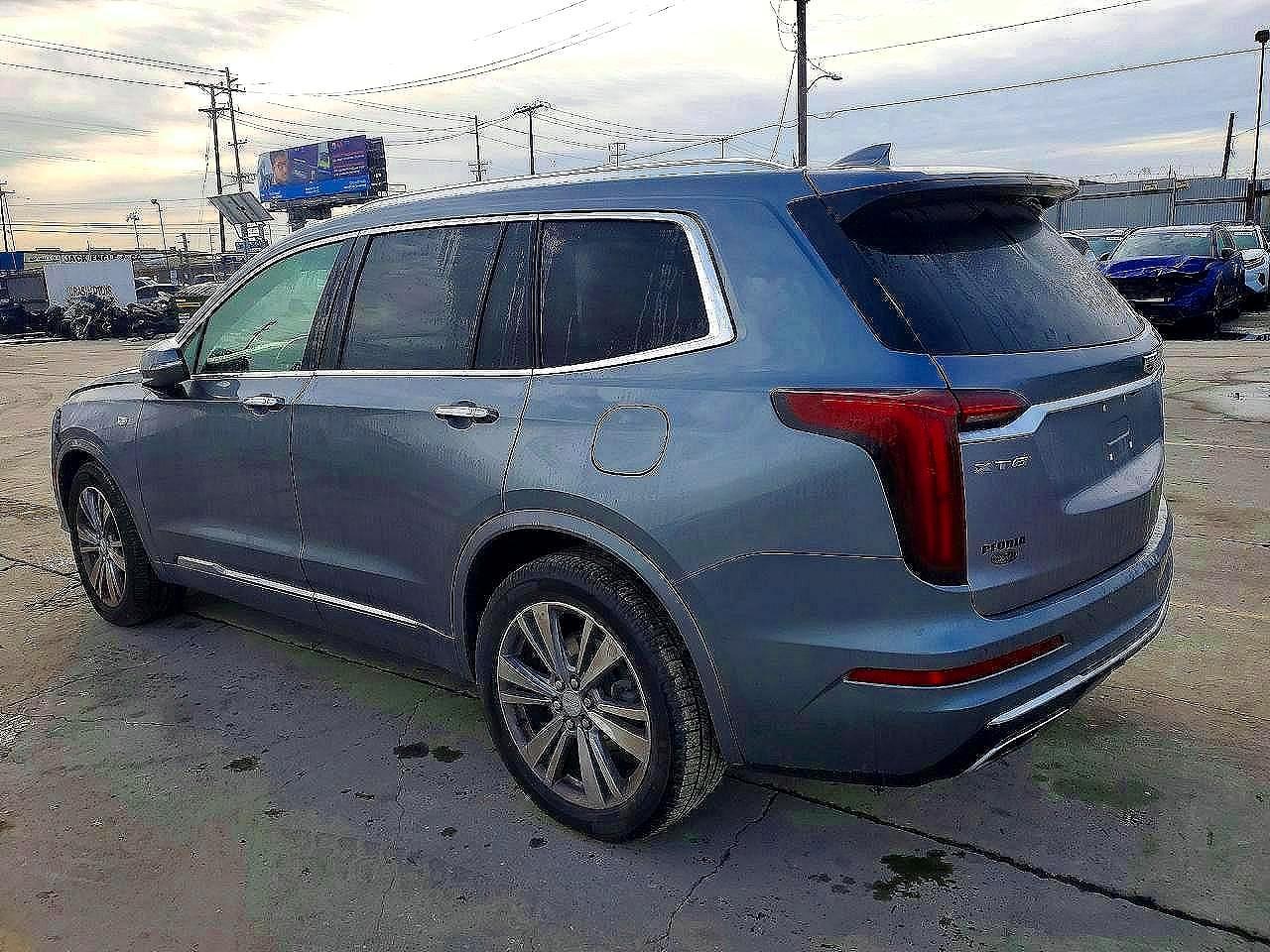2022 Cadillac Xt6 Luxury - Фото 2