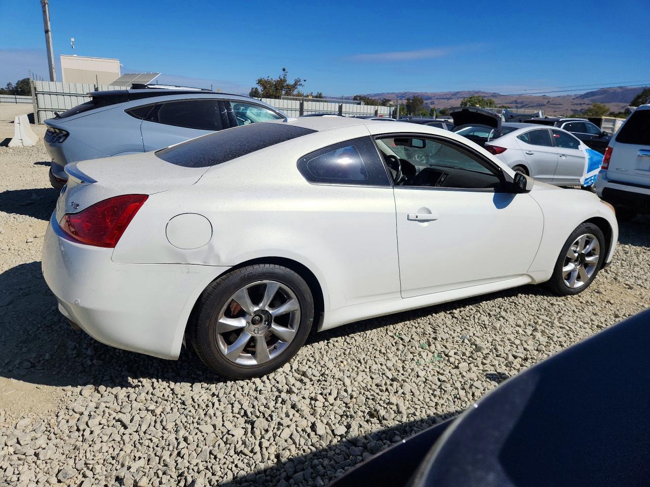 2012 Infiniti G37 Coupe Base - Фото 3