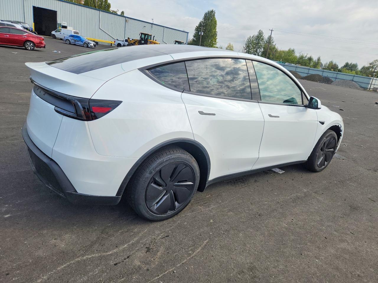 2026 Tesla Model Y - Image 3