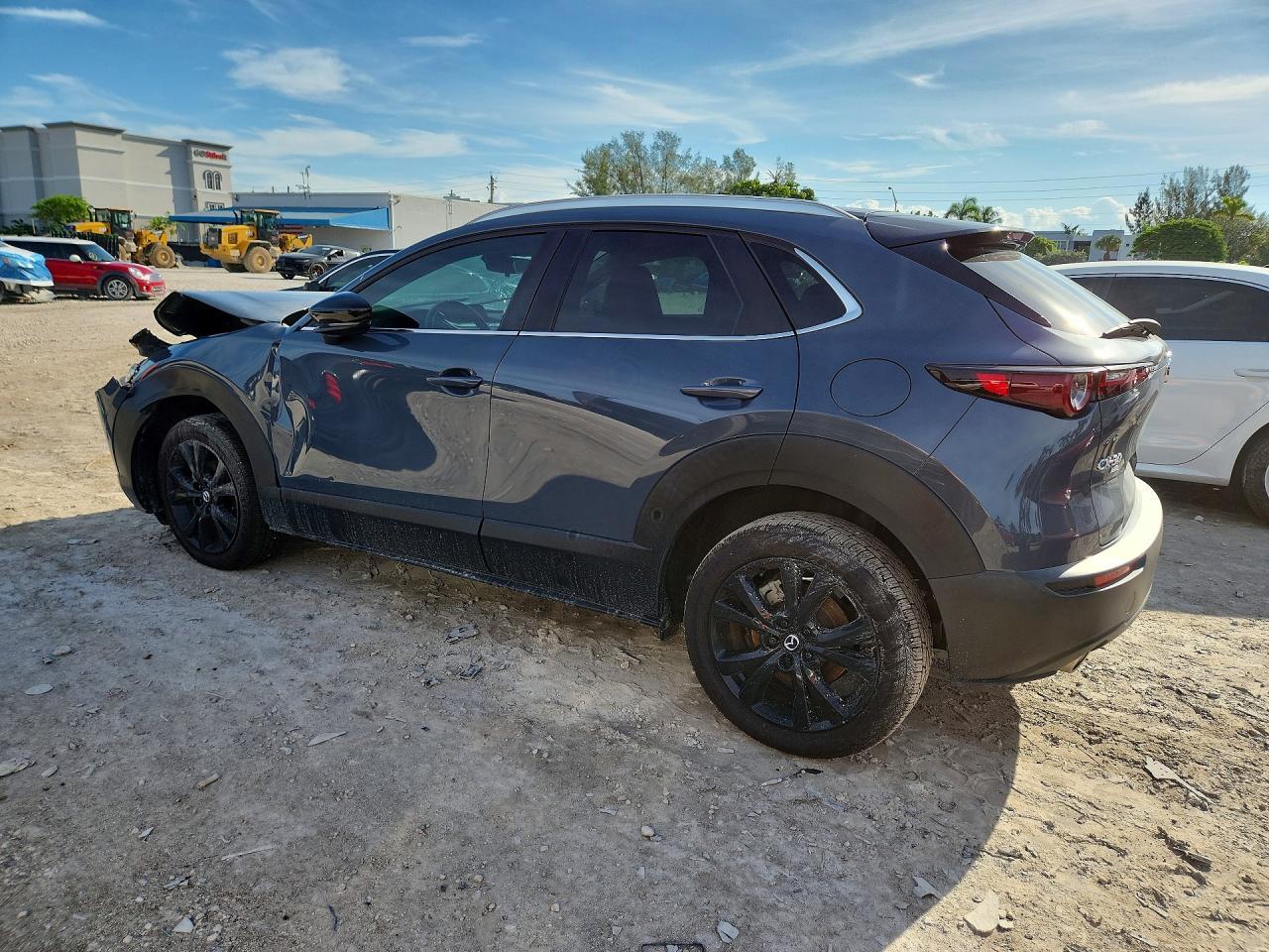 2022 Mazda Cx-30 Preferred - Image 2