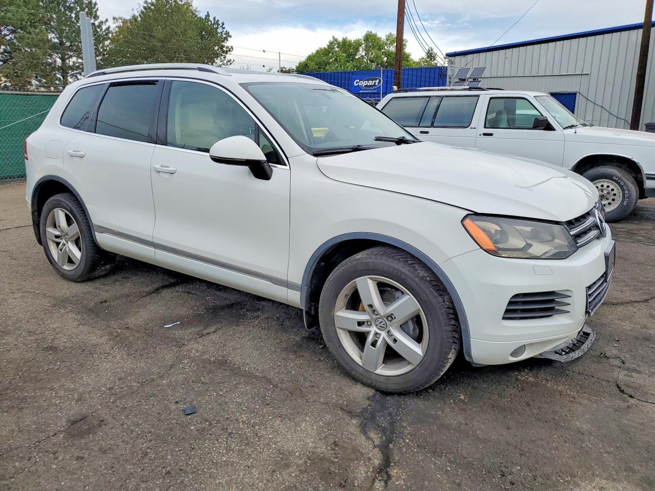 2013 Volkswagen Touareg V6 - Фото 4