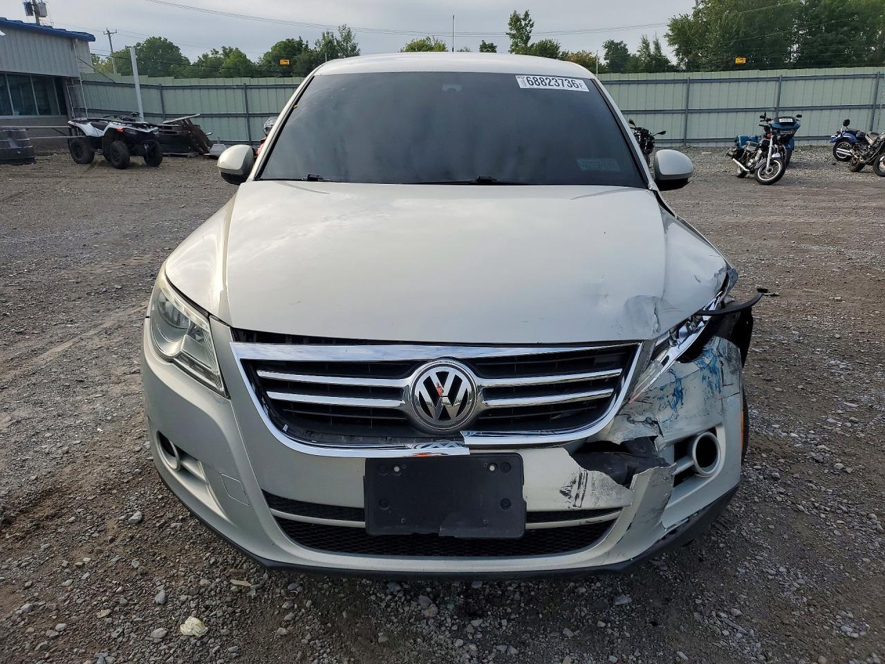 2010 Volkswagen Tiguan S - Фото 5