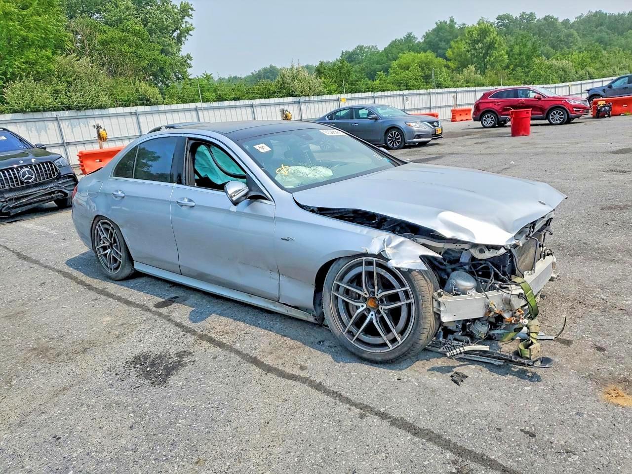 2021 Mercedes-Benz E Amg 53 4Matic - Фото 4