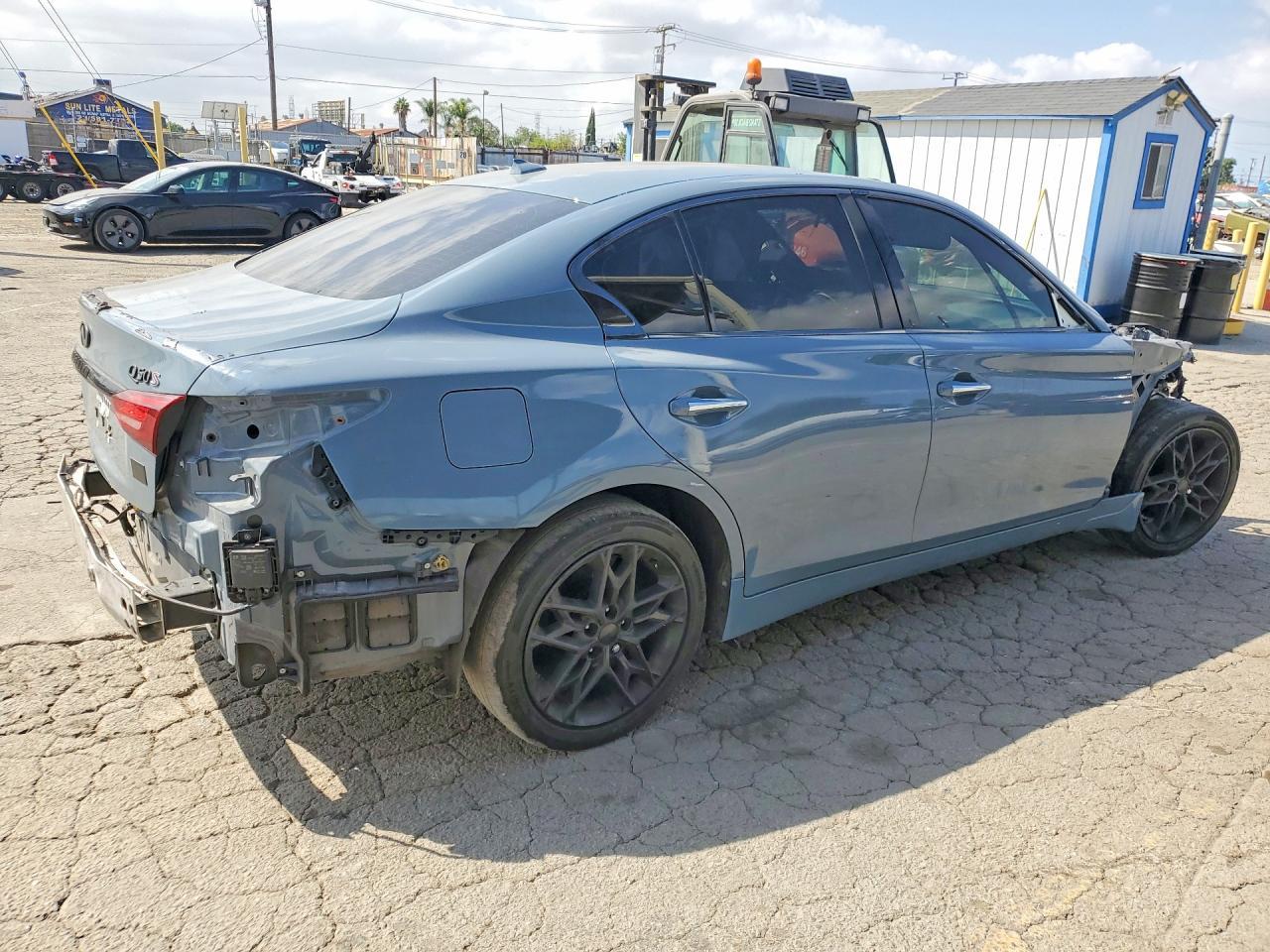 2021 Infiniti Q50 Red Sport 400 - Фото 3