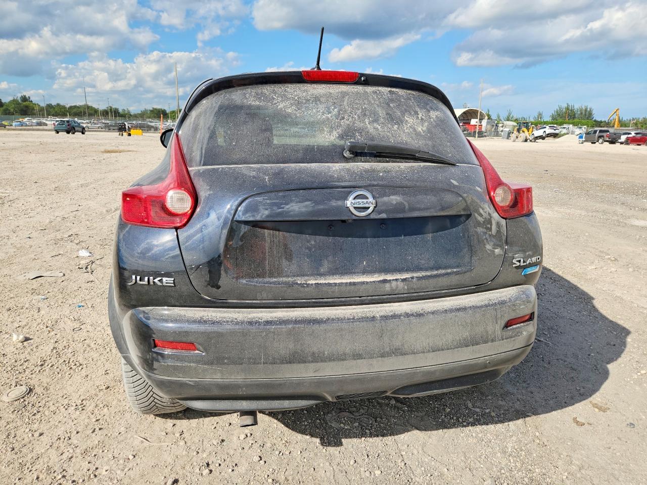 2013 Nissan Juke S - Фото 6